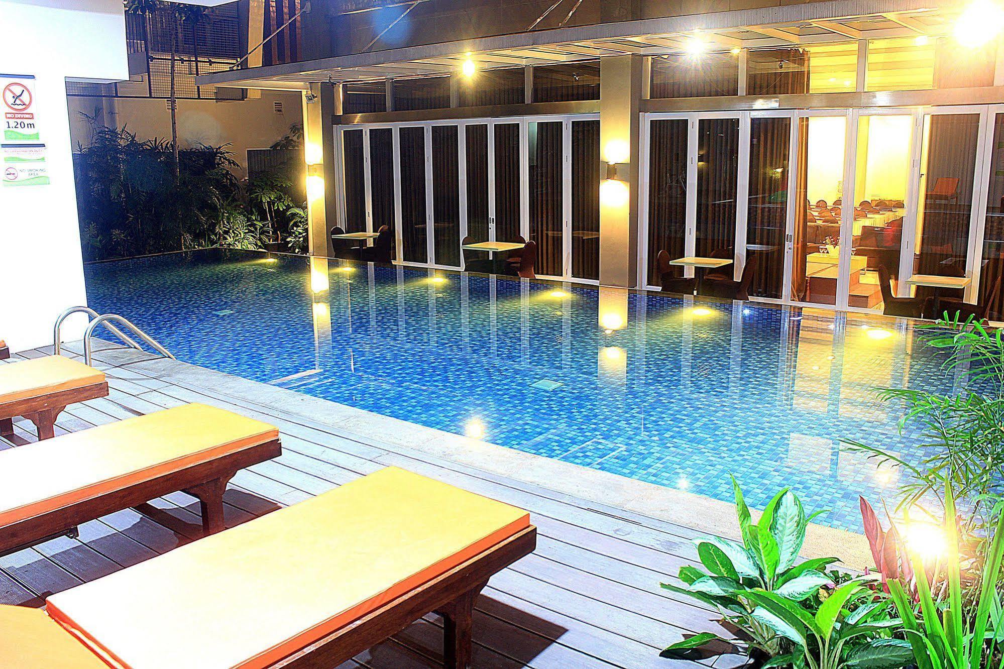Zen Premium Setrawangi Raya Bandung